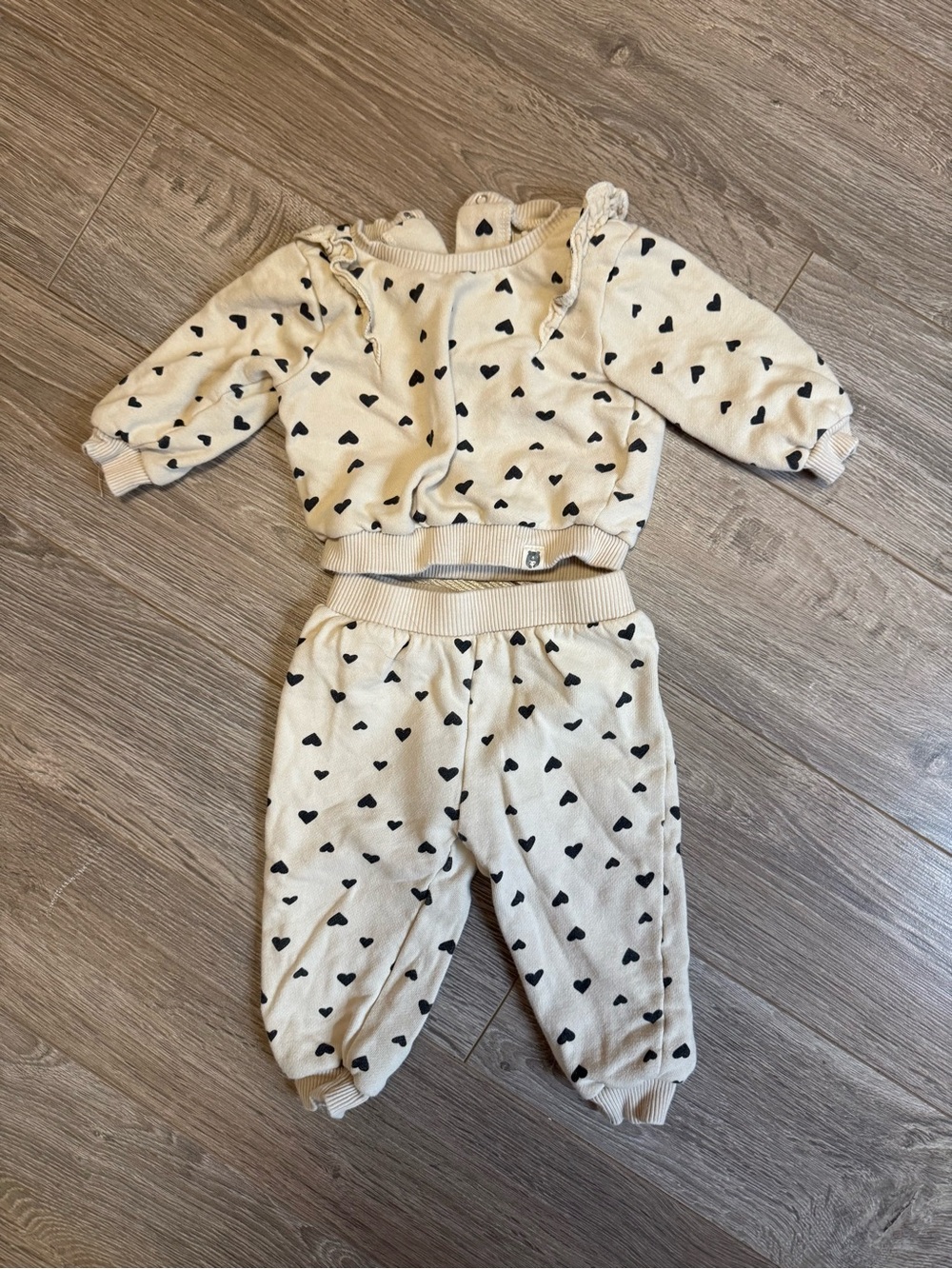 Kids Heart Print Cream Sweater & Jogger Set